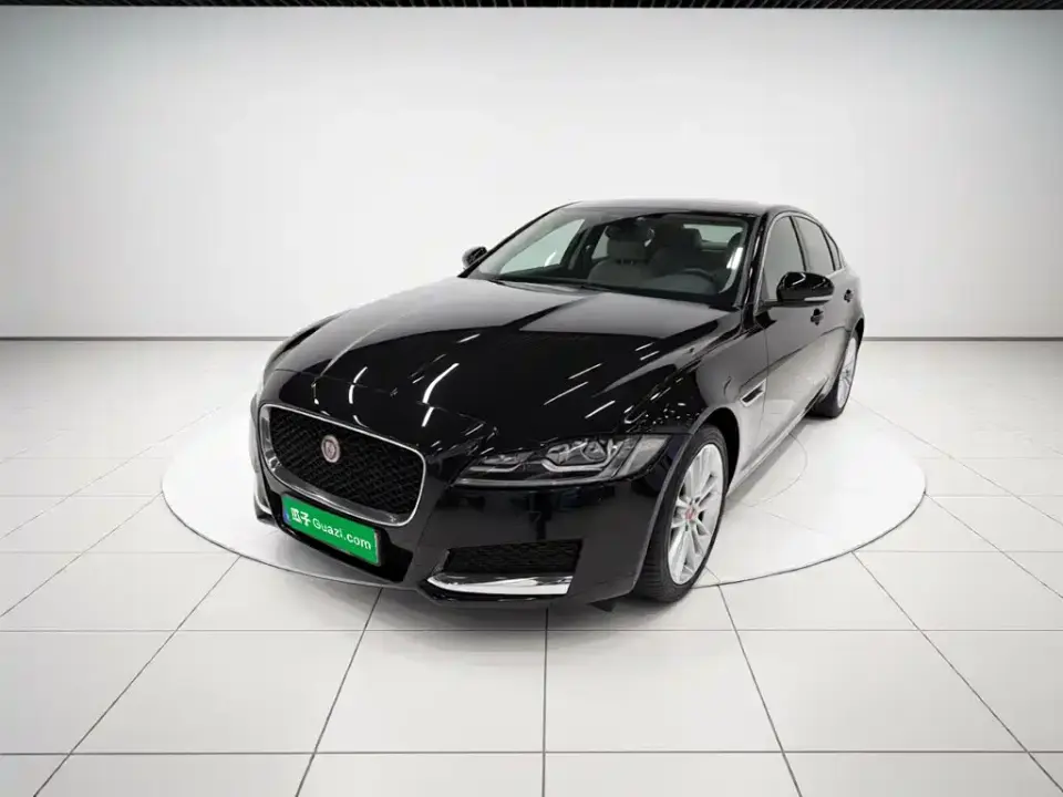 Jaguar XFL XFL 2.0T 250PS AWD Premium Edition 2021