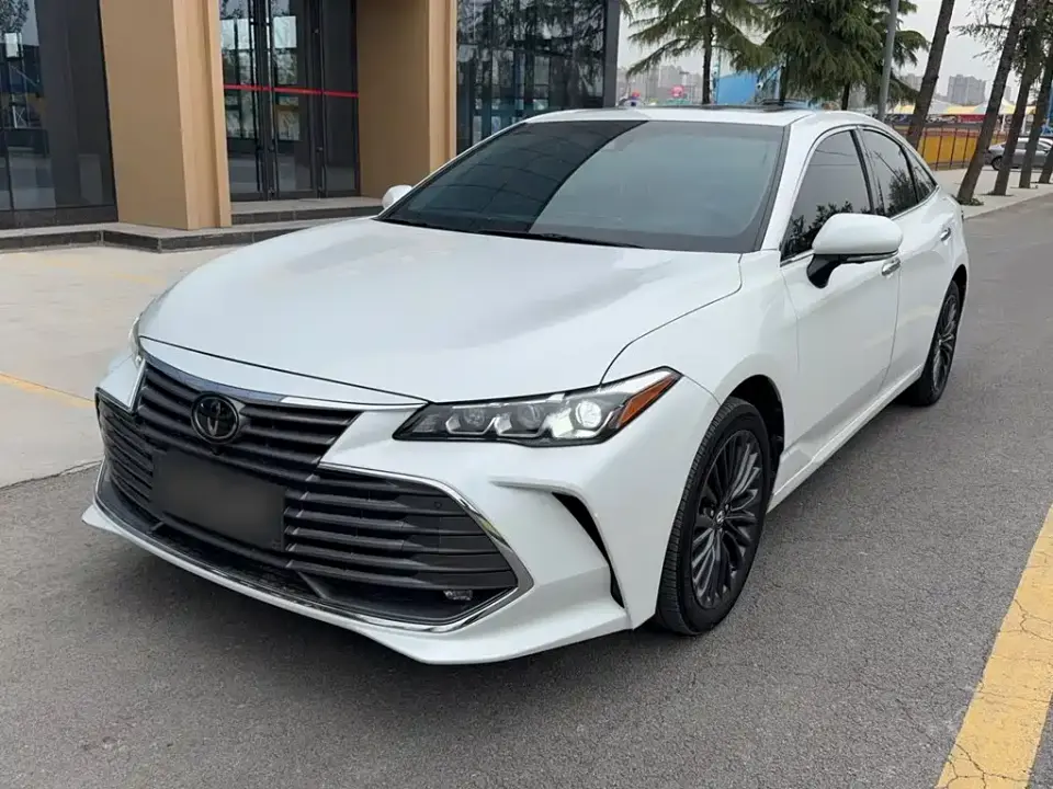 Toyota Avalon 2.0L XLE Premium Edition (China VI) 2022