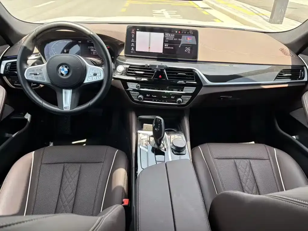 BMW 5 Series Model Second Facelift 525Li M Sport Package 2023 — фото 8