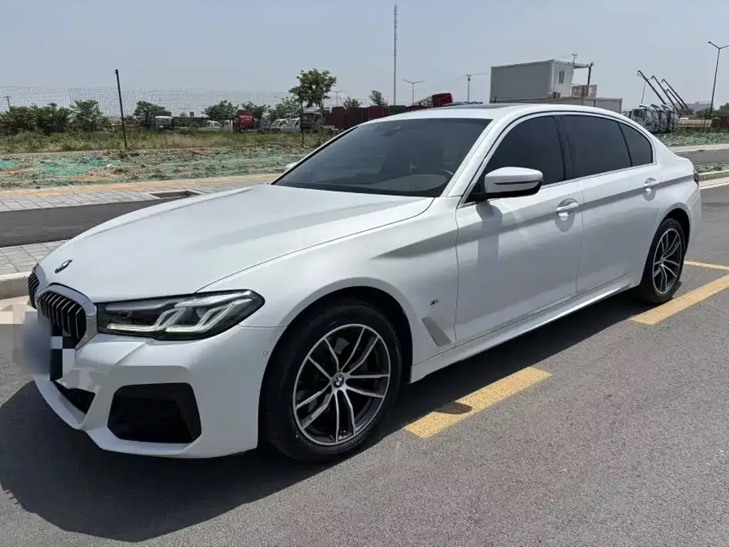 BMW 5 Series Model Second Facelift 525Li M Sport Package 2023 — фото 2