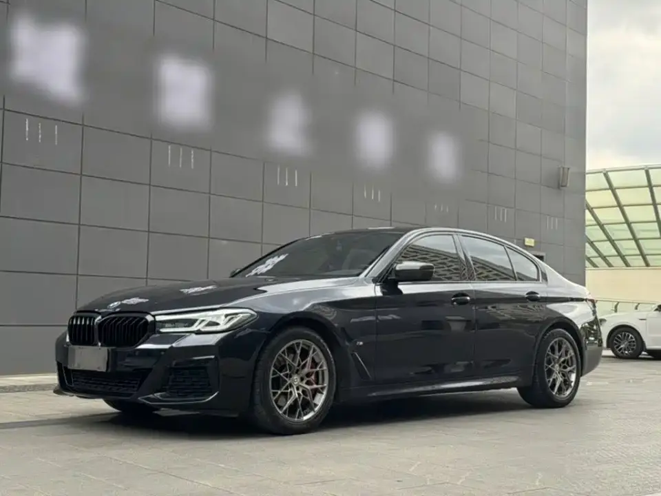 BMW 5 Series (Import) 525i M Sport Package 2022