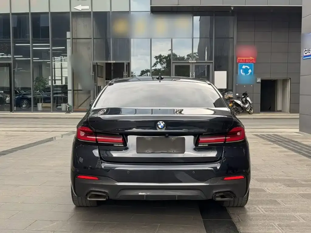 BMW 5 Series (Import) 525i M Sport Package 2022 — фото 15