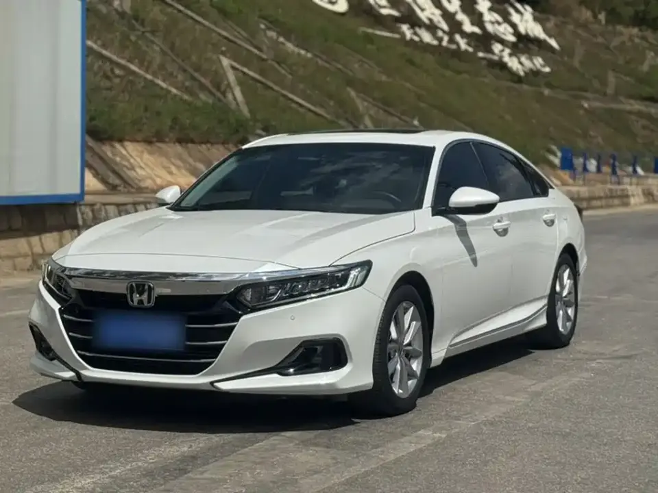 Honda Accord 260TURBO Luxury Edition 2023