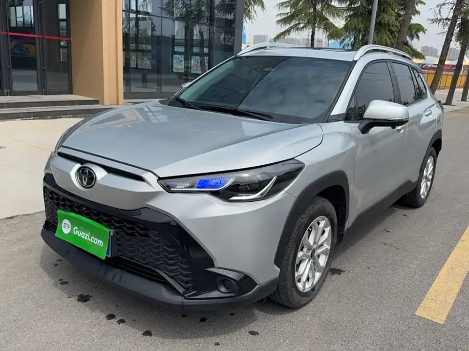Toyota Frontlander 2.0L CVT Leading Edition 2023