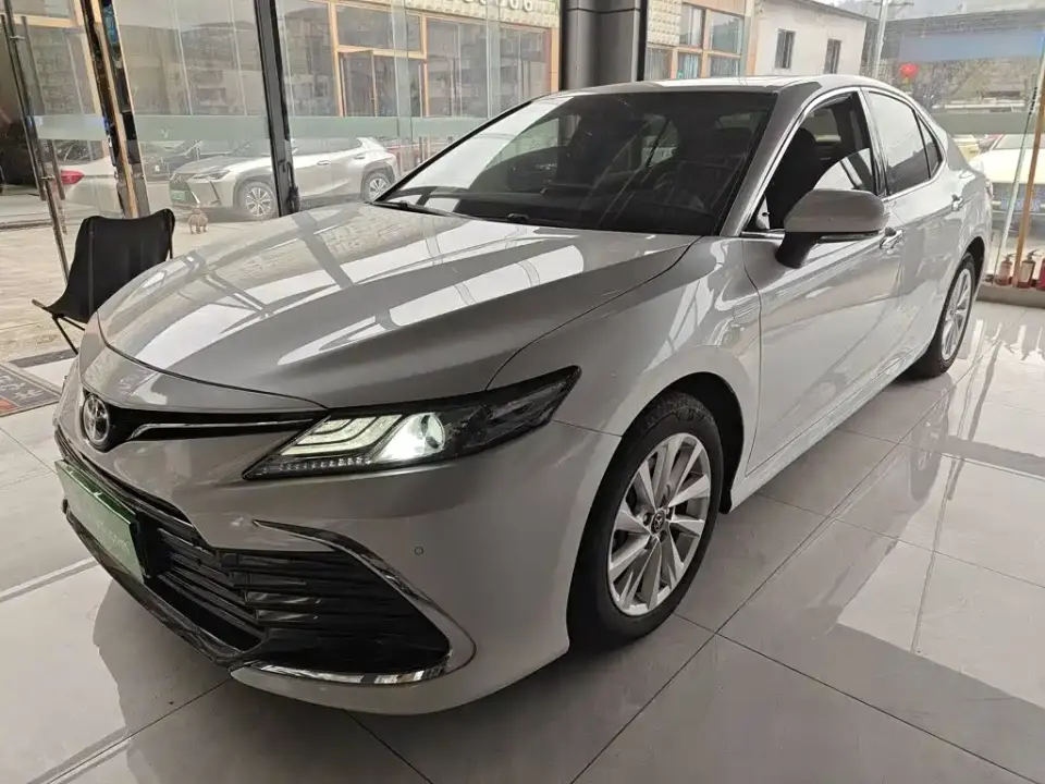 Toyota Camry 2.0G Luxury Edition 2021