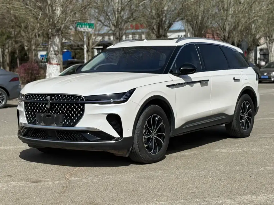 Lincoln Nautilus 2.0T AWD Premium Edition 2024