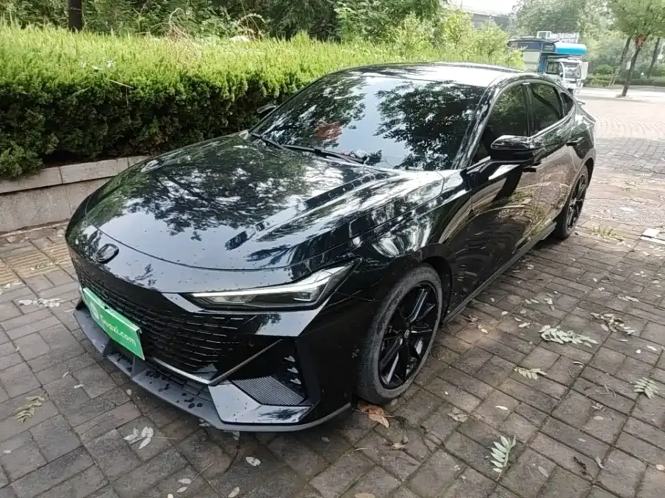Changan UNI-V 1.5T Premium Model 2023