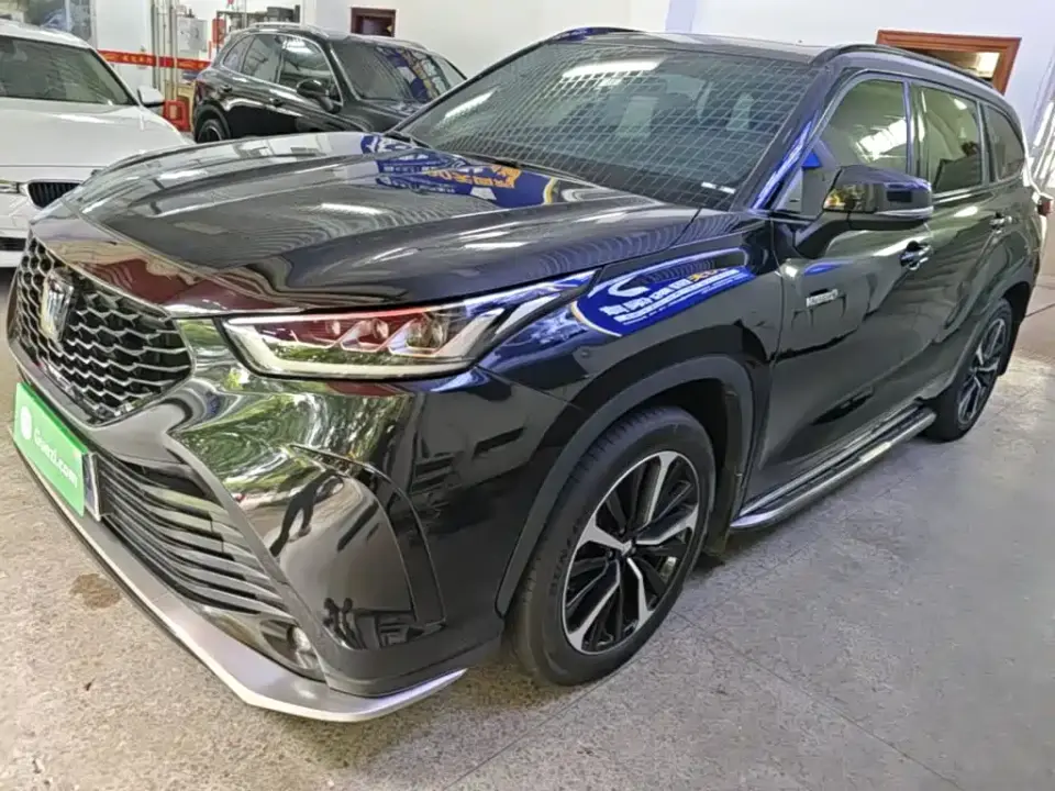 Toyota Crown Kluger 2.5L HEV AWD Luxury Edition 2024