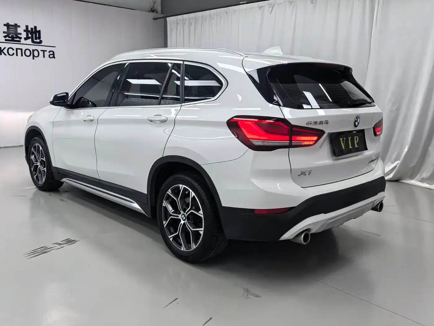 BMW X1 sDrive20Li Fashion 2022 — фото 4