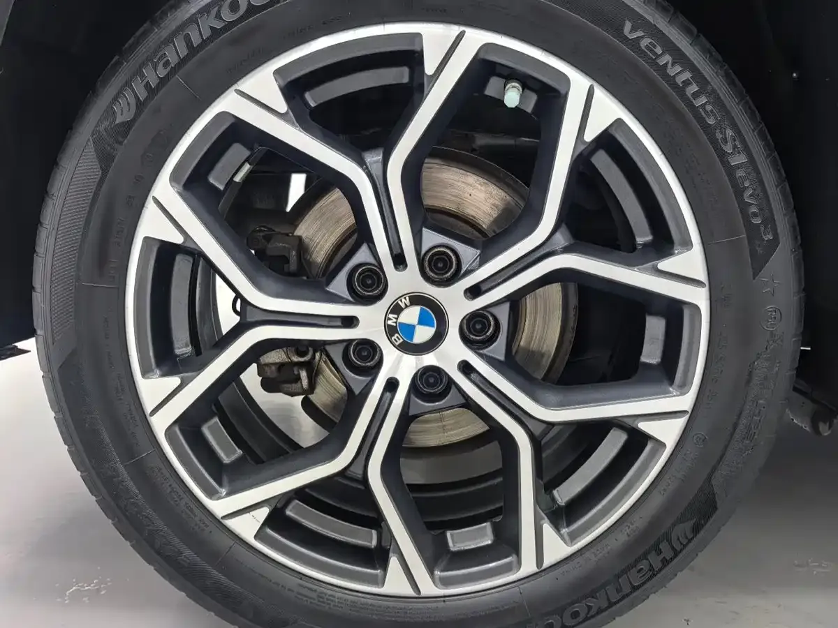 BMW X1 sDrive20Li Fashion 2022 — фото 20