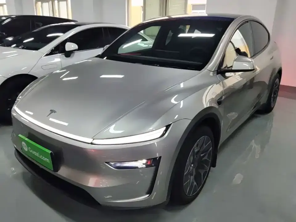 Tesla Model Y L Facelift Long Range AWD 2025