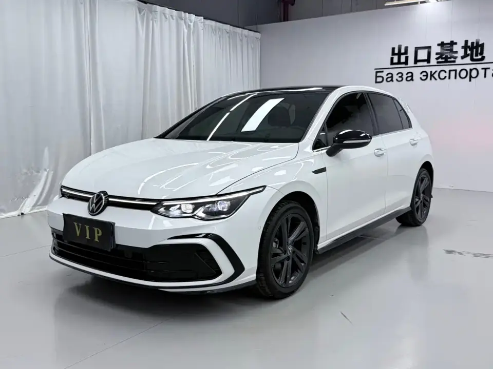 Volkswagen Golf Model 280TSI DSG R-Line 2022