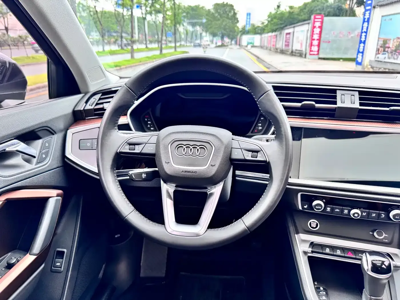 Audi Q3 35 TFSI Fashion Elegance 2022 — фото 16
