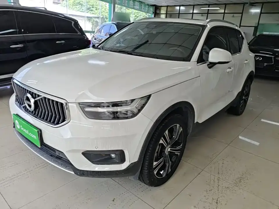 Volvo XC40 T4 AWD Smart Luxury Edition 2021