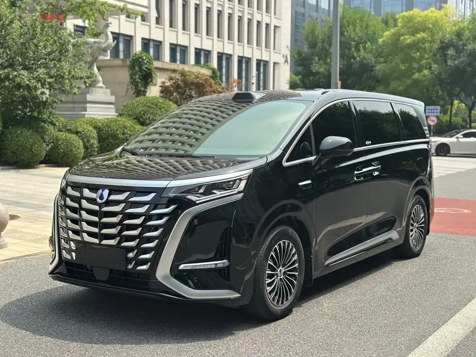 Denza D9 DM-i Smart Drive Edition 1020 AWD Premium 2026