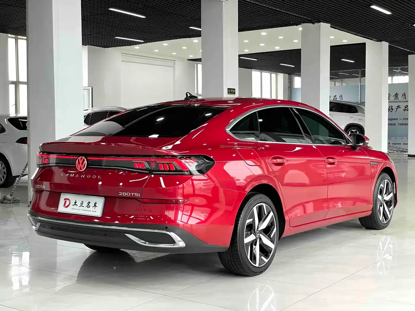 Volkswagen Lamando Lamando L 280TSI DSG Cool Edition 2022 — фото 6