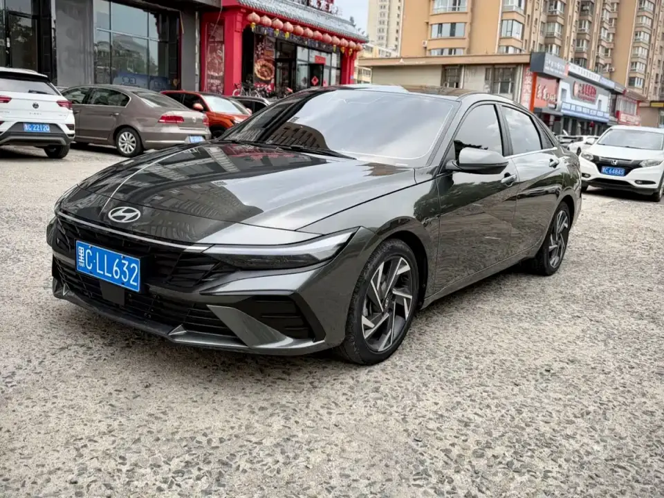 Hyundai Elantra Model 1.5L CVT LUX Premium Edition 2023