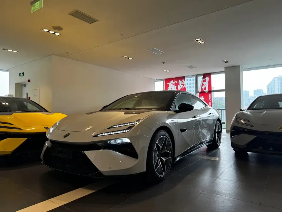Lotus Cars EMEYA Blossom 600 Luxury 2026