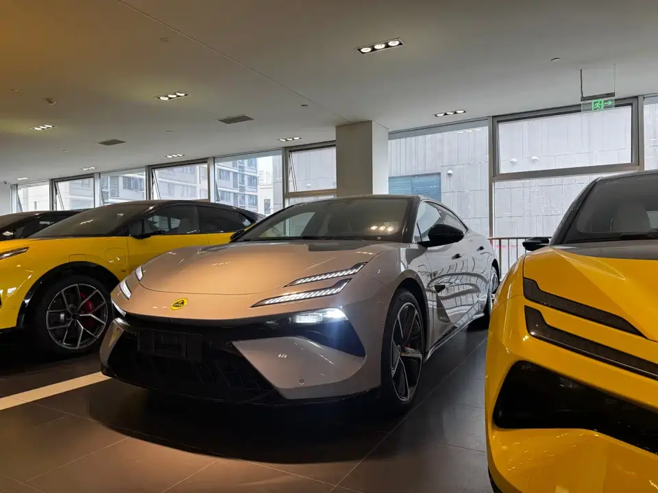 Lotus Cars EMEYA Blossom 900 Performance 2026