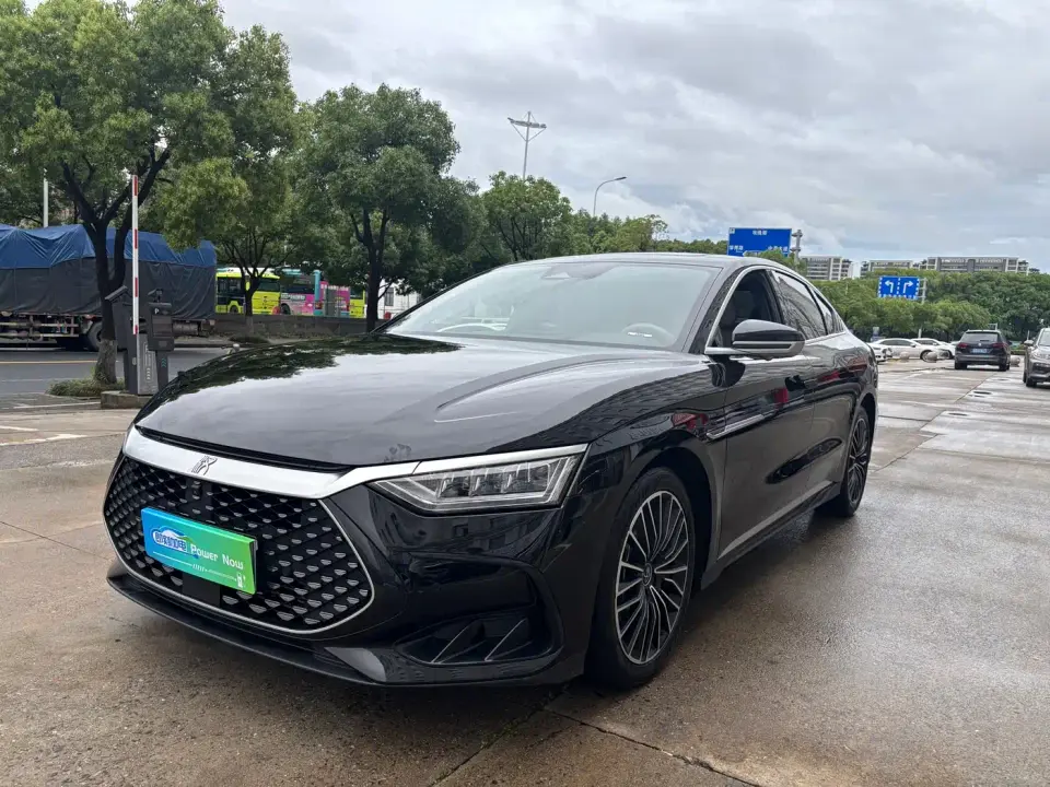 BYD Han Model DM-i Glory Edition 121KM Premium Type 2024