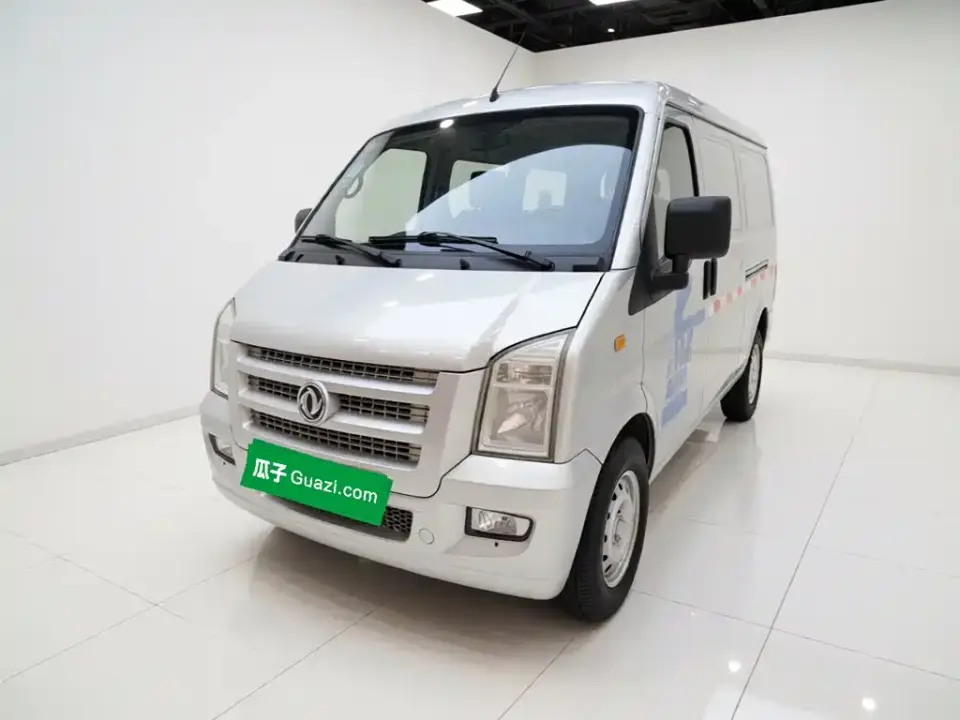 Dongfeng Xiaokang DFSK C35 1.5L Basic Type II Hatchback China VI DK15 2021