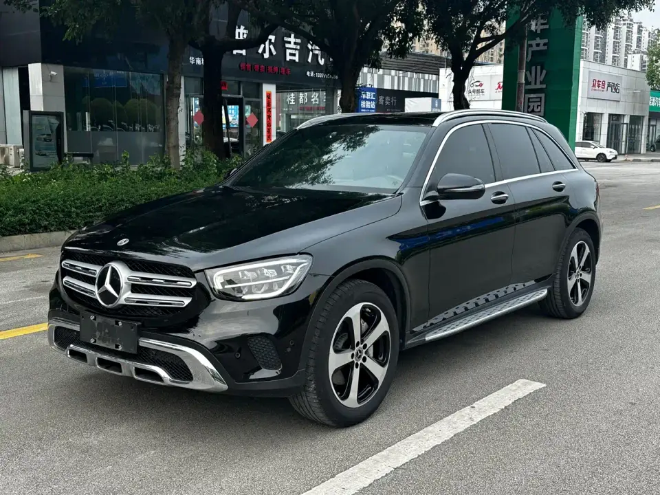 Mercedes-Benz GLC-Class Model GLC 260 L 4MATIC Dynamic Edition 2022