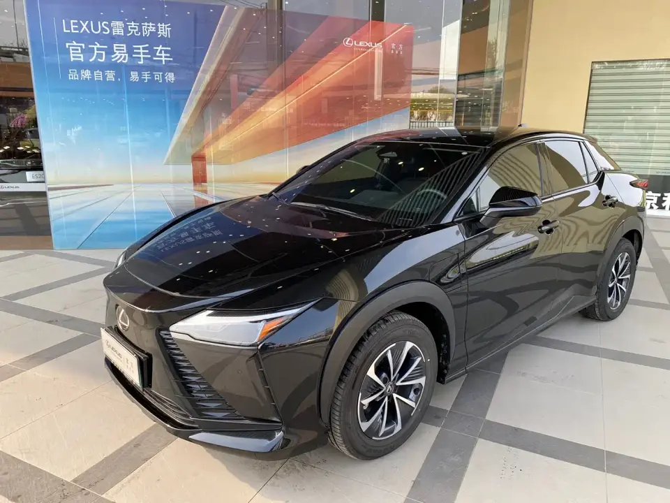 Lexus RZ 450e 4WD Expedition Edition 2024