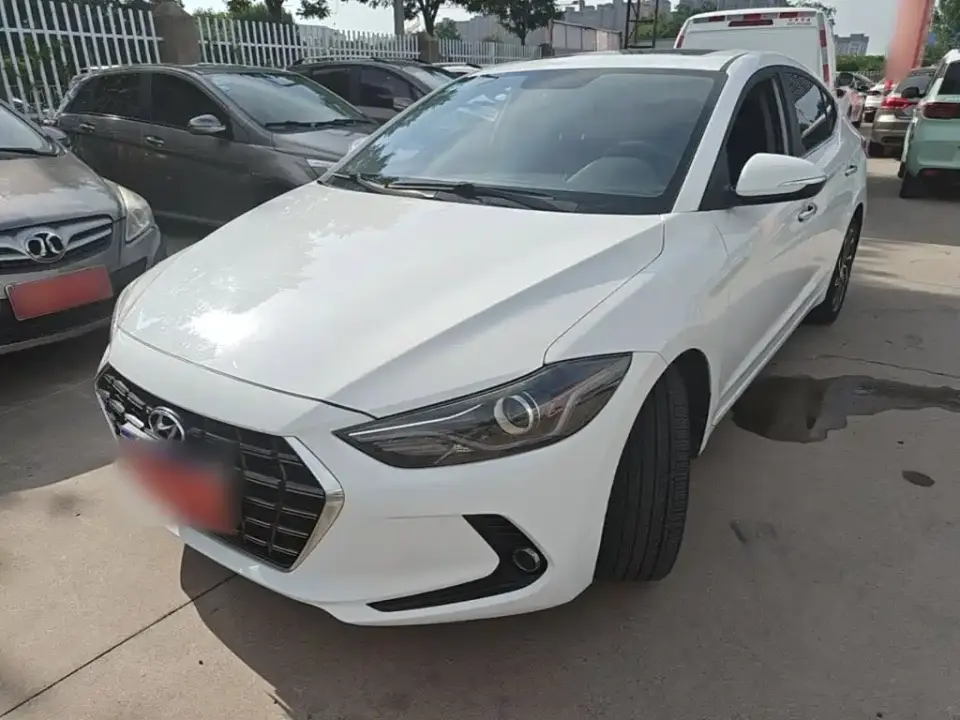 Hyundai Elantra 1.5L CVT Smart Elite 2020