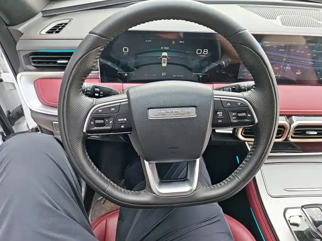 Jetour X70 PLUS Champion Edition 1.5T DCT Champion PRO 5-seater 2025 — фото 11