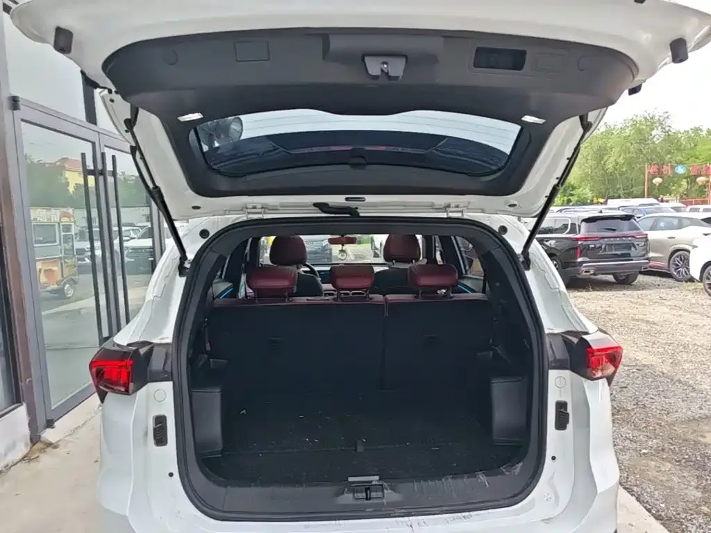 Jetour X70 PLUS Champion Edition 1.5T DCT Champion PRO 5-seater 2025 — фото 19