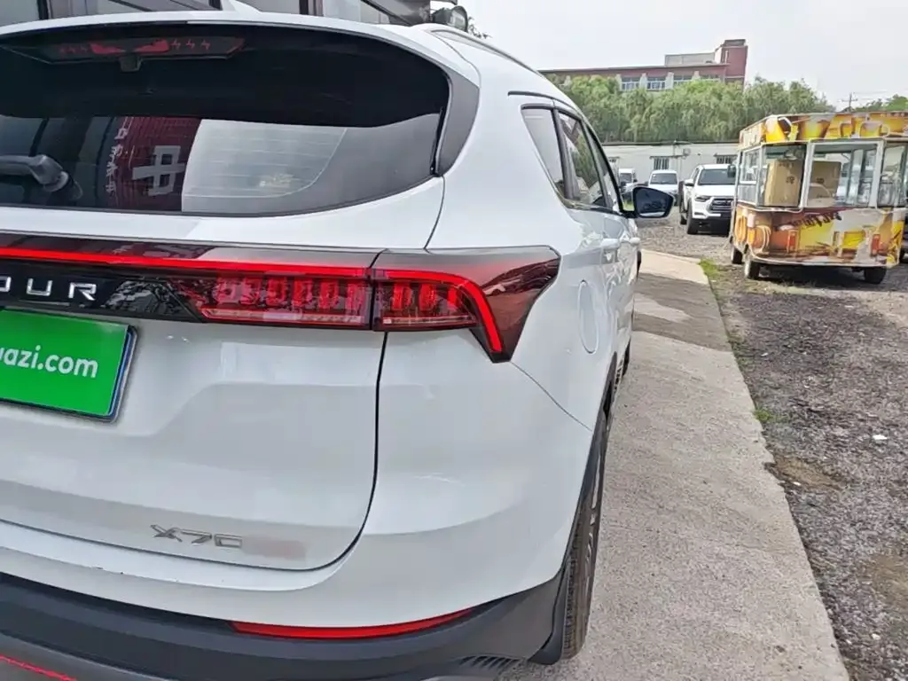 Jetour X70 PLUS Champion Edition 1.5T DCT Champion PRO 5-seater 2025 — фото 8