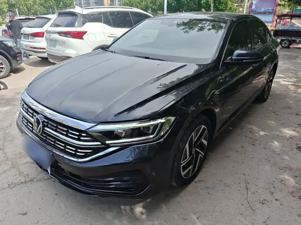 Volkswagen Sagitar 300TSI DSG Surpass Edition 2024