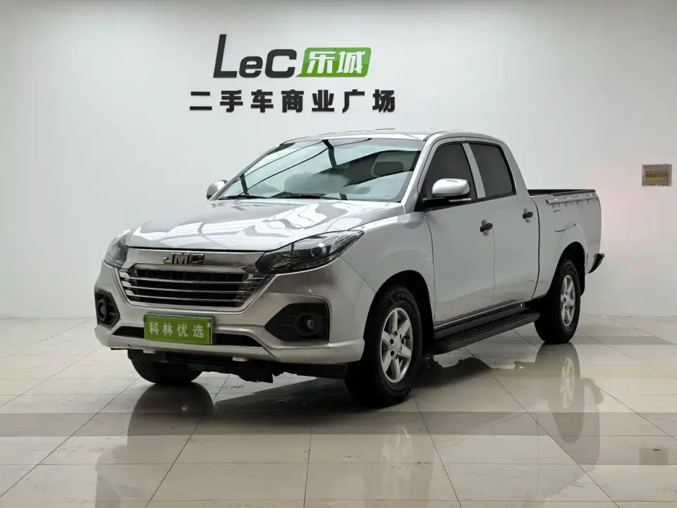 Jiangling Baodian Model 2.5T Diesel 2WD Comfort Long Wheelbase JX4D25A6L 2021
