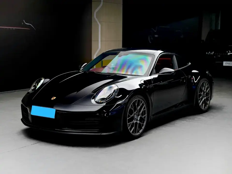 Porsche 911 Carrera 3.0T 2025