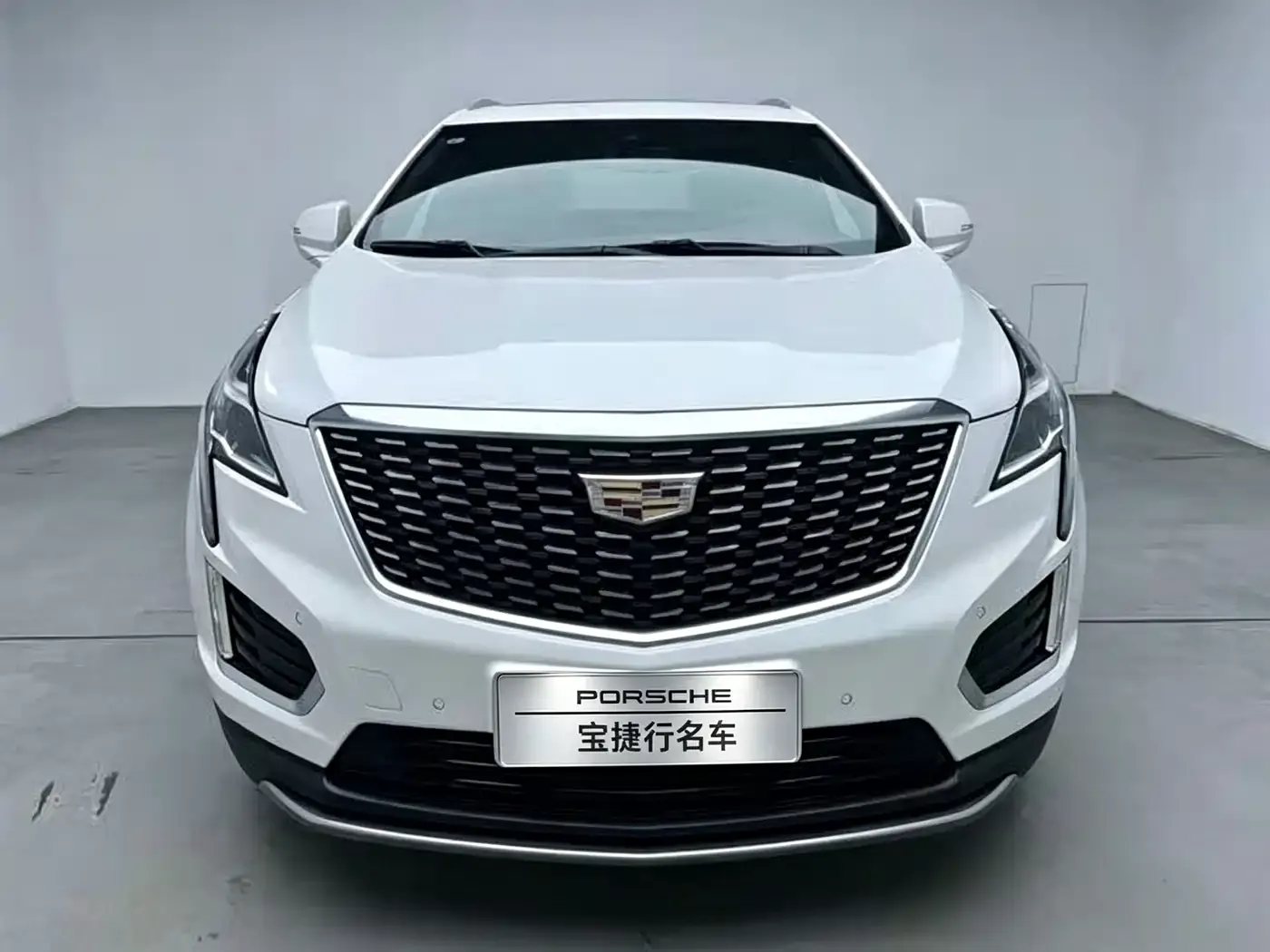 Cadillac XT5 28T Luxury 2026 — фото 2