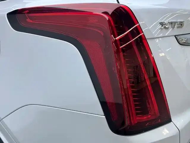 Cadillac XT5 28T Luxury 2026 — фото 16