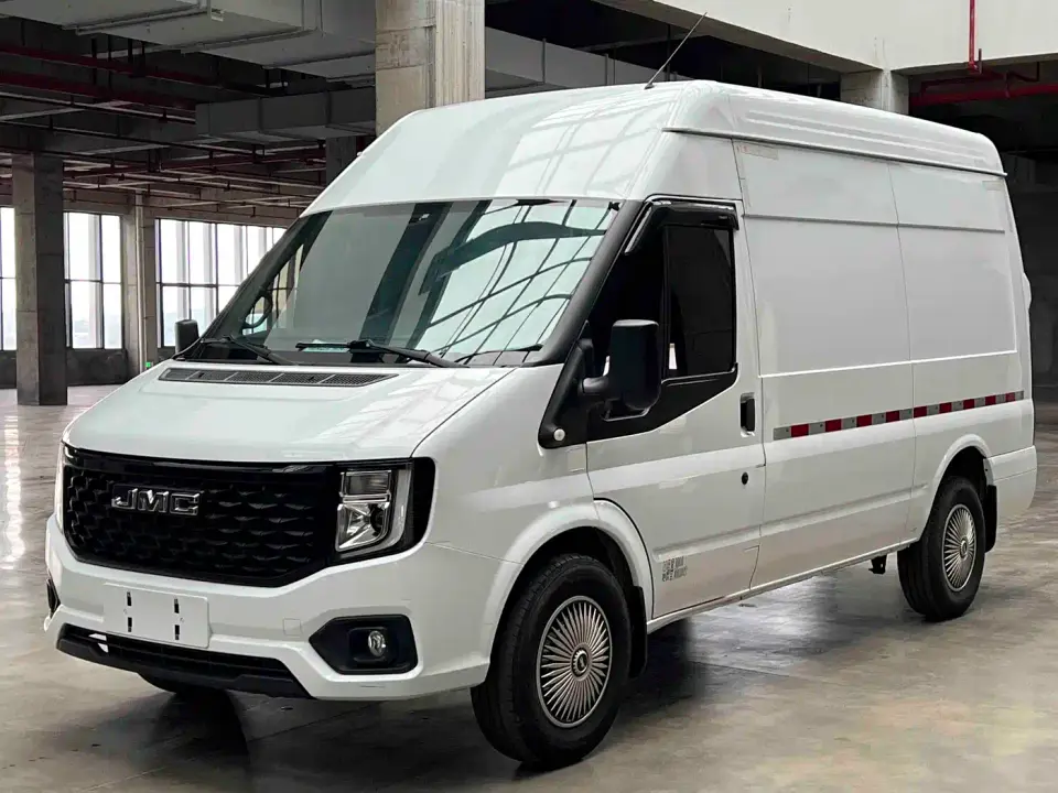 Jiangling JMC Fushun Model 2.0T Manual Diesel Medium Wheelbase Low Roof Commercial Van 2/3 Seats 2024
