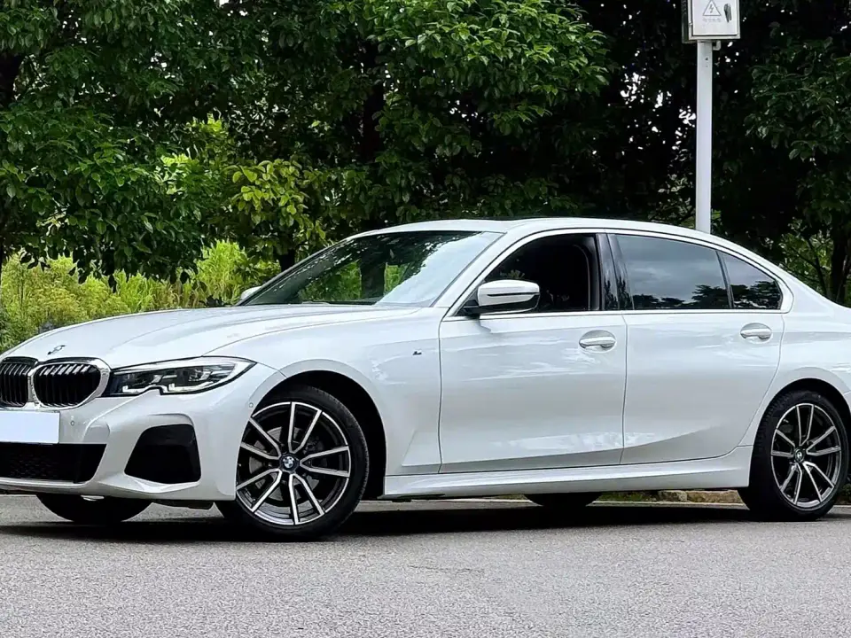 BMW 3 Series 325Li M Sport Package 2022