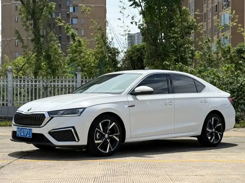 Skoda Octavia PRO TSI280 Premium Edition 2022