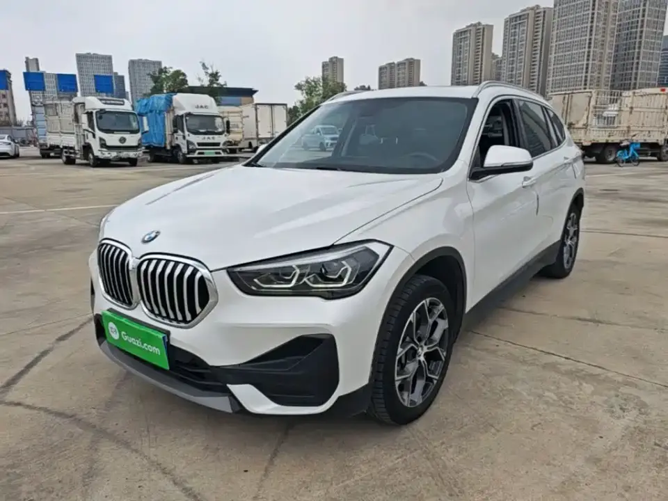 BMW X1 sDrive25Li Leading 2021
