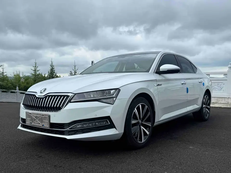 Skoda Superb TSI280 DSG Premium Edition 2022