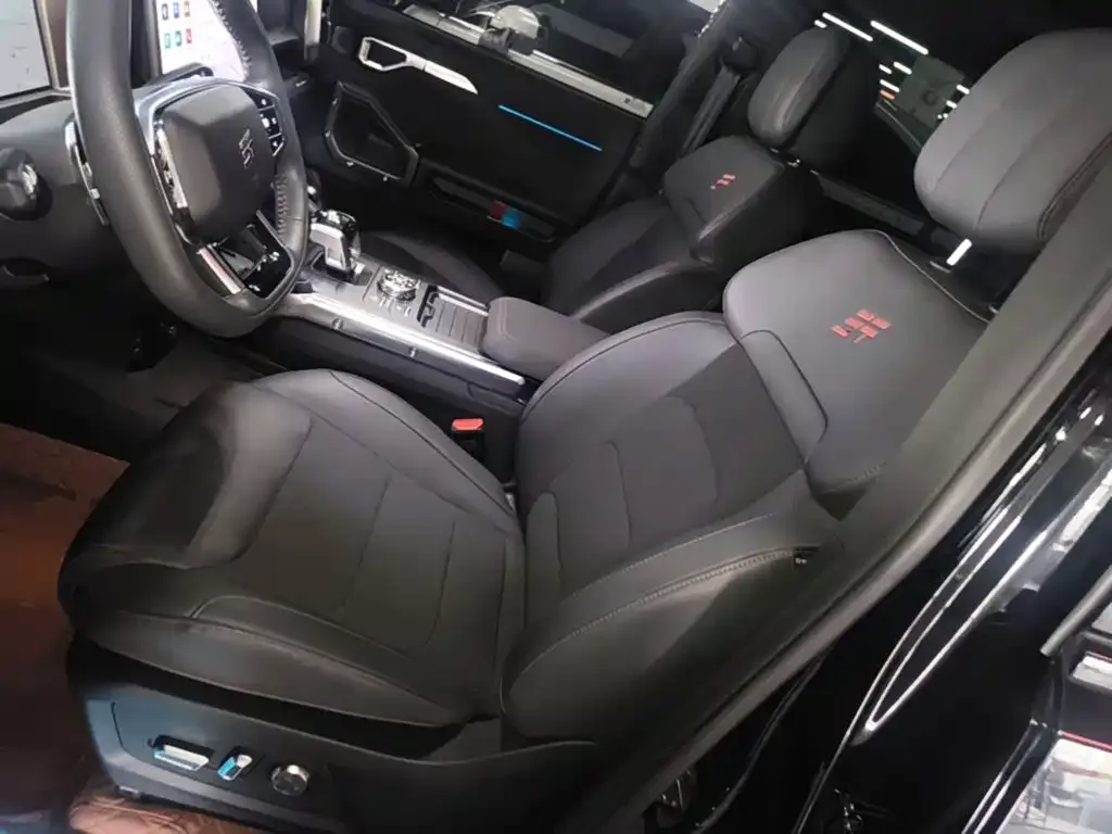 Jetour Traveler 2.0T 4WD Cross PRO+ 2024 — фото 15