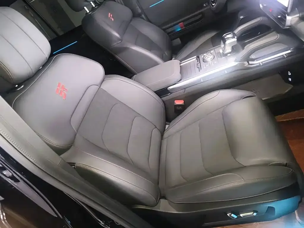 Jetour Traveler 2.0T 4WD Cross PRO+ 2024 — фото 25