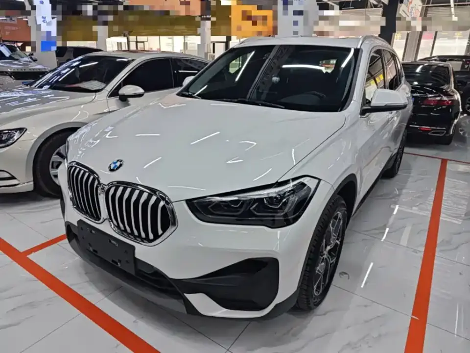 BMW X1 sDrive25Li Leading Model 2020