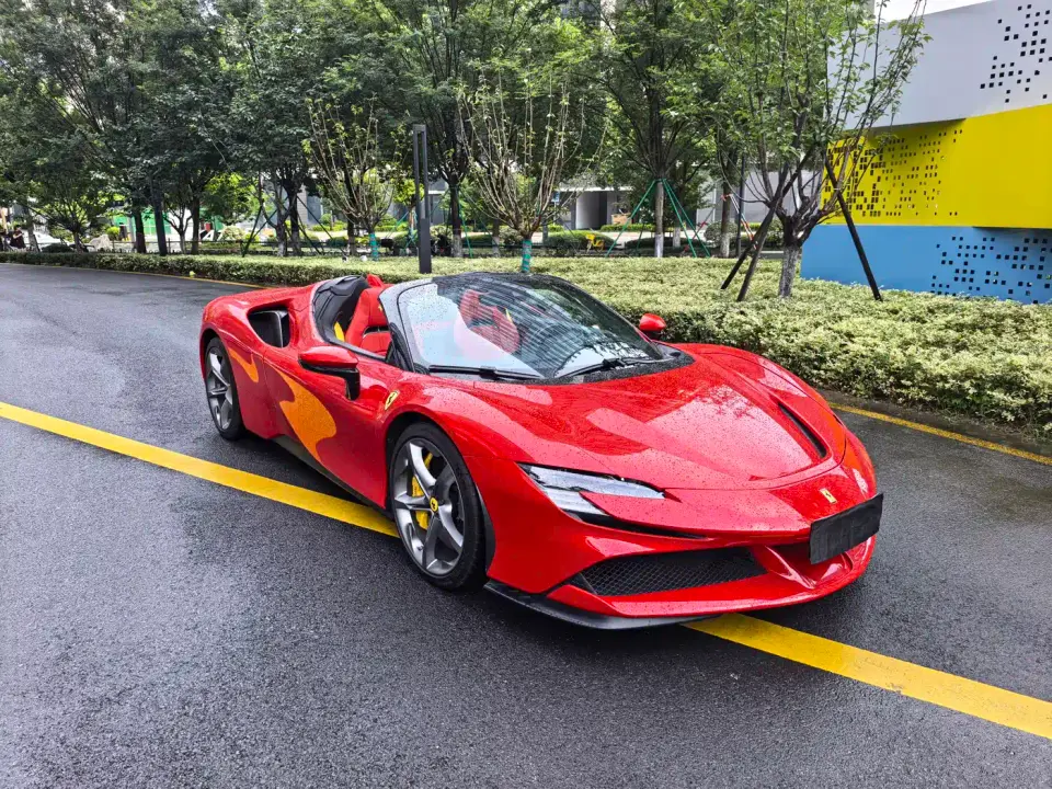 Ferrari SF90 3.9T V8 Spider 2023