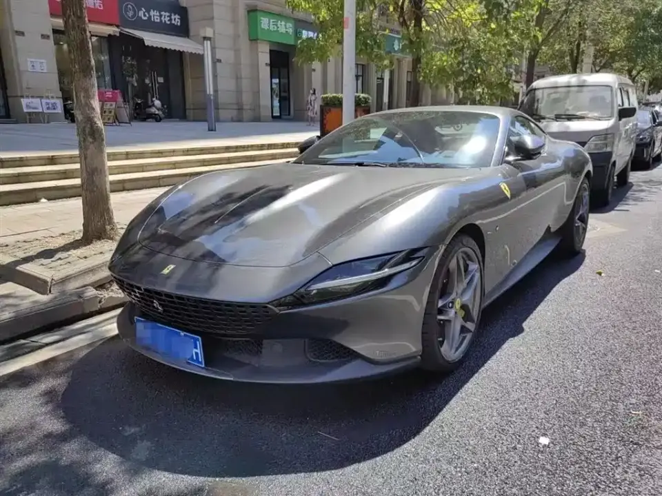 Ferrari Roma 3.9T V8 2021