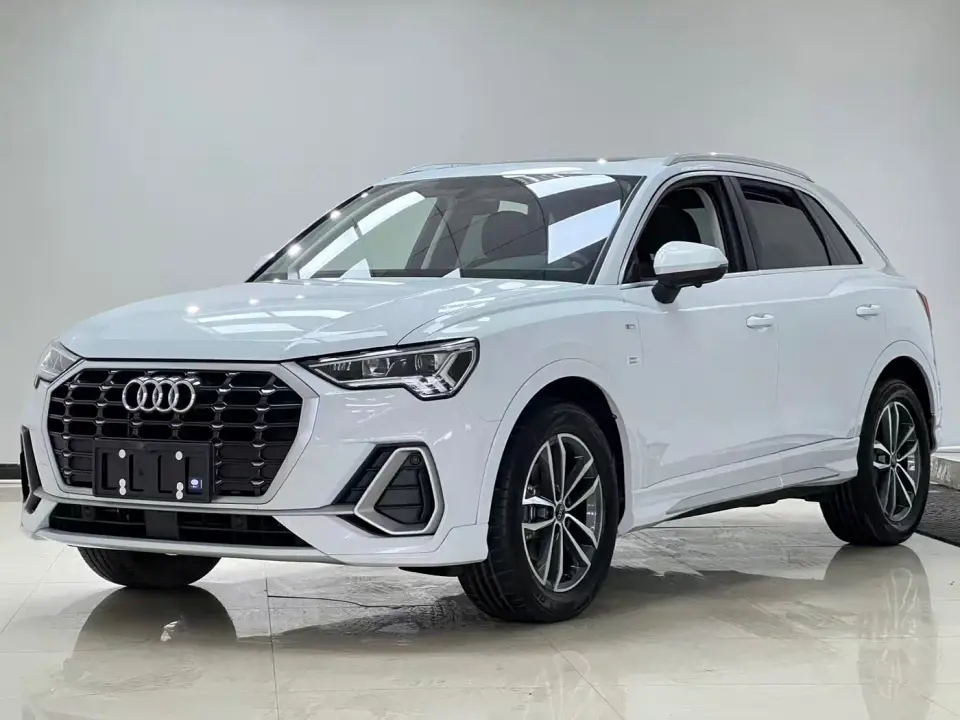 Audi Q3 35 TFSI Progressive Dynamic (1.4T) 2023