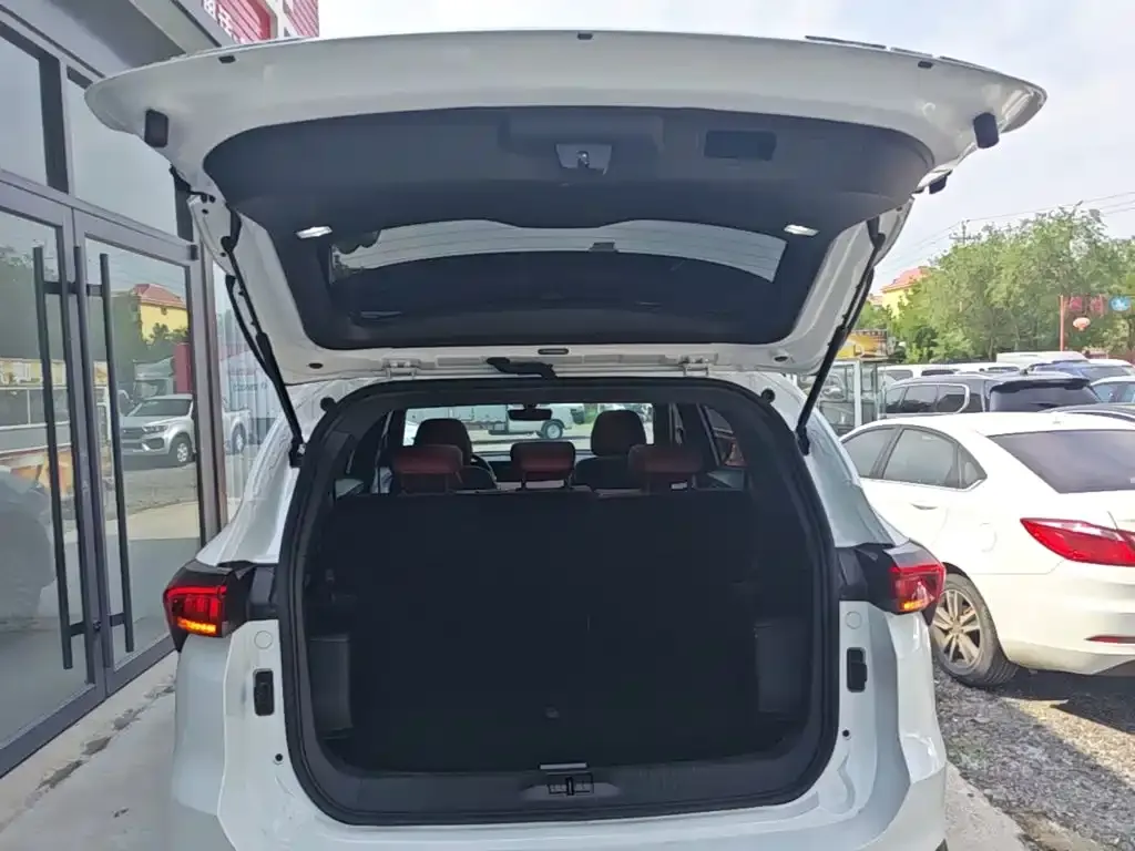 Jetour X70 PLUS Champion Edition 1.5T DCT Champion PRO 5-seater 2026 — фото 19