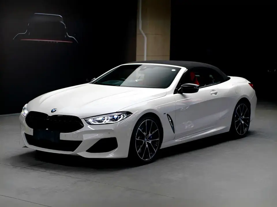 BMW 8 Series 840i Convertible Coupe M Sport Package 2023