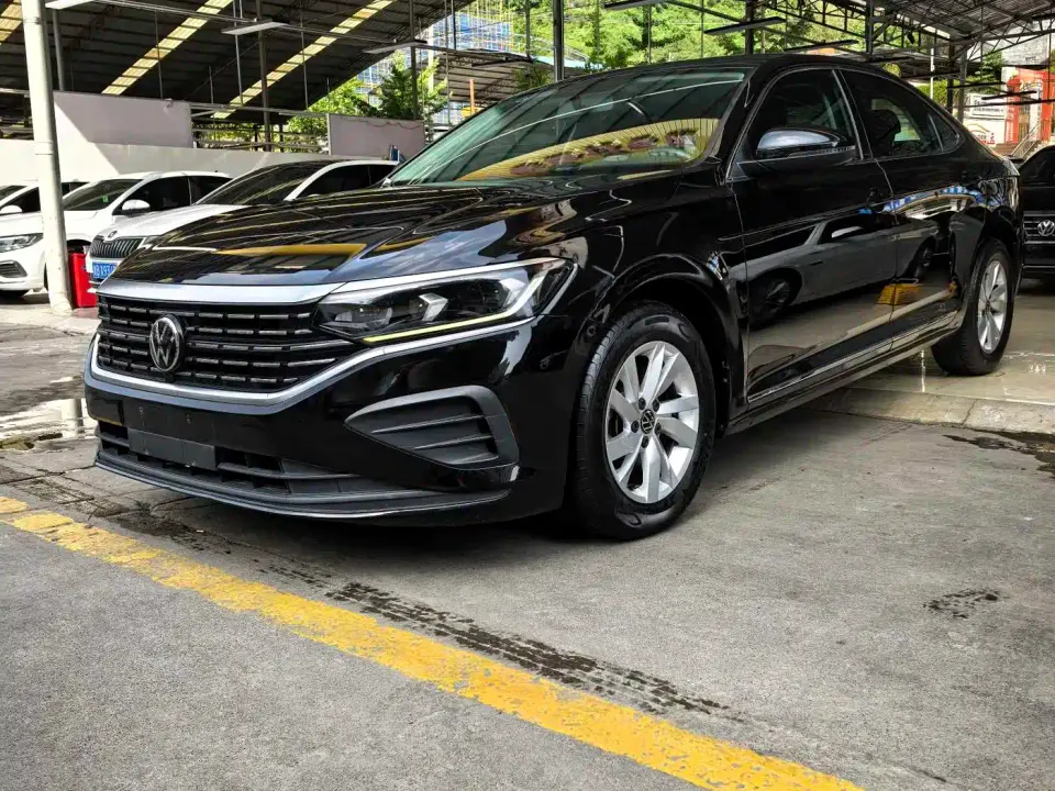 Volkswagen Passat 280TSI Business Edition 2022